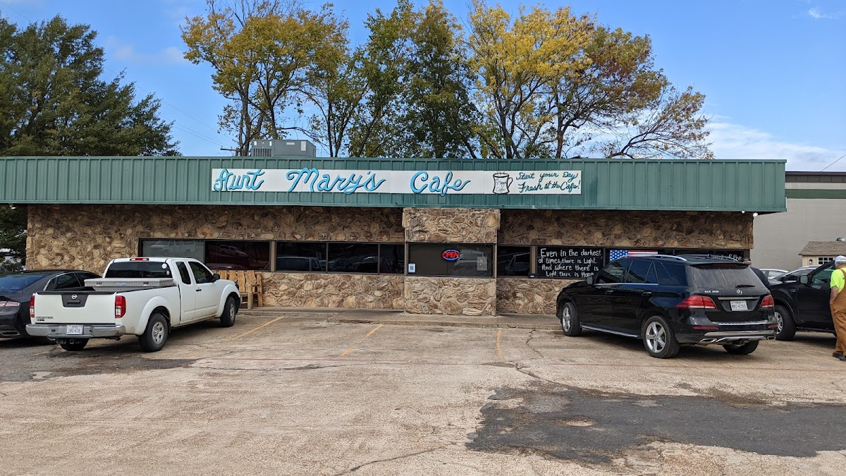 Aunt Mary's cafe